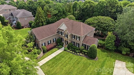 6009 Autumn Blossom Lane pending home in Marvin Creek, Waxhaw, NC