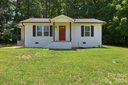 922 Breezewood Drive sold home in Charlotte, SC