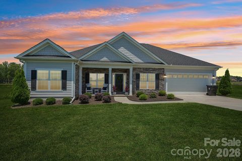 3023 Isle Lane pending home in Sabella Estates, Monroe, NC