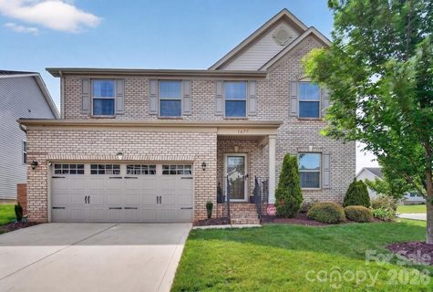 1677 Scarbrough Circle active home in The Mills At Rocky River, Concord, NC