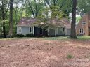6026 Kingstree Drive sold home in Charlotte, SC