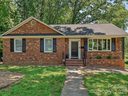 6947 Woodstock Drive sold home in Charlotte, SC