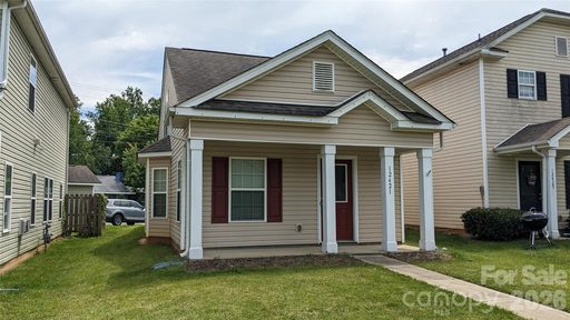 12421 Stumptown Road pending home in Shelton Ridge, Huntersville, NC