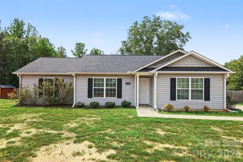 A home in Foxbrook