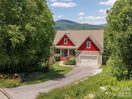 167 Tatham Road active home in Vista At Blacksmith Mountain, Hendersonville, NC