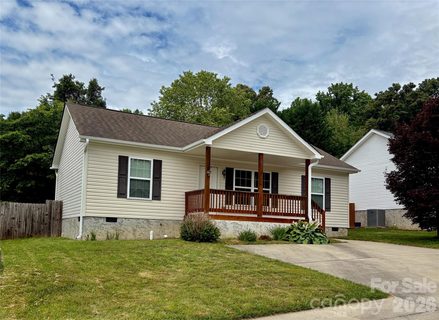 95 Newberry Drive pending home in Addison Creek, Fletcher, NC