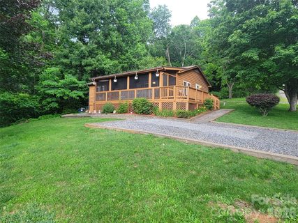 131 Dahlia Lane pending home in Mountain Valley Estates, Waynesville, NC
