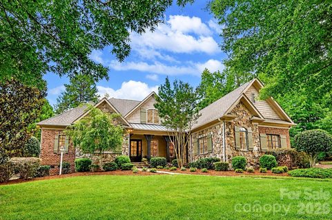 508 Hideaway Ridge Court active home in The Forest, Matthews, NC