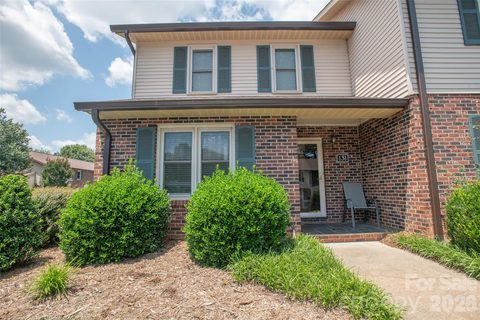 1330 5th Street active home in Tara Woods, Hickory, NC