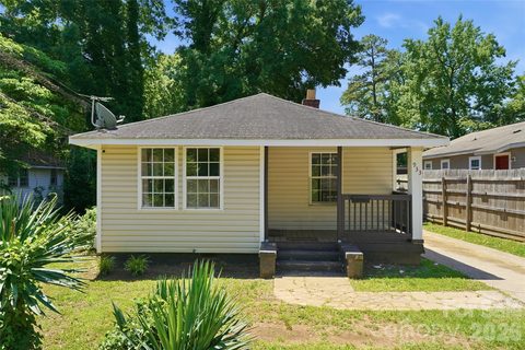 933 Rowan Street active home in Thomasboro, Charlotte, NC