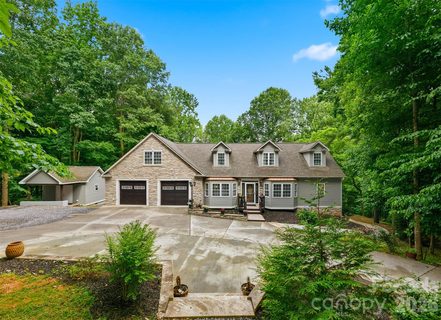 176 Charis Lane active home in Williams Farm, Statesville, NC