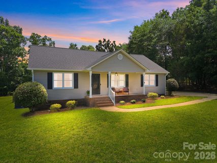 600 Gray Drive sold home in Montclaire, Charlotte, NC