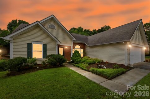 9421 Foggy Meadow Road sold home in Eastfield, Charlotte, NC