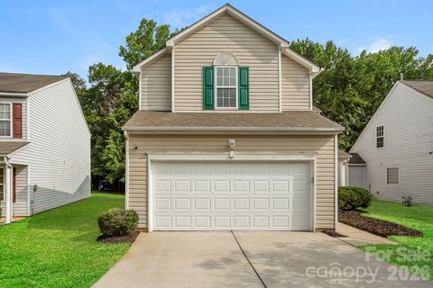 11003 Pointer Ridge Drive active home in Catawba River Plantation, Charlotte, NC