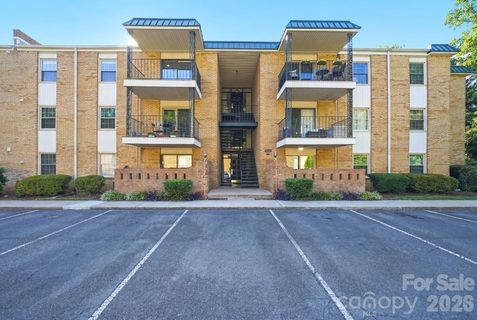 Previously sold for $285,000