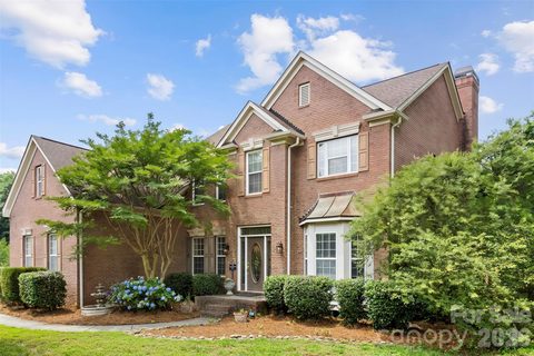 1845 Mountain Trail Drive sold home in Mt Isle Harbor, Charlotte, NC