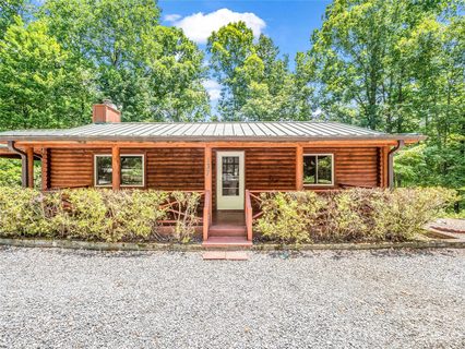 137 Amys Ridge Road pending home in Riverbend At Lake Lure, Lake Lure, NC