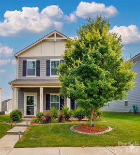 4053 Armstrong Farm Drive active home in Amberley, Belmont, NC
