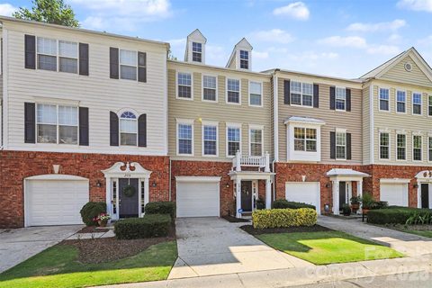 2914 Duvalla Avenue sold townhome in Magnolia Park, Charlotte, NC