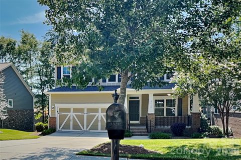 9410 Segundo Lane active home in The Palisades, Charlotte, NC