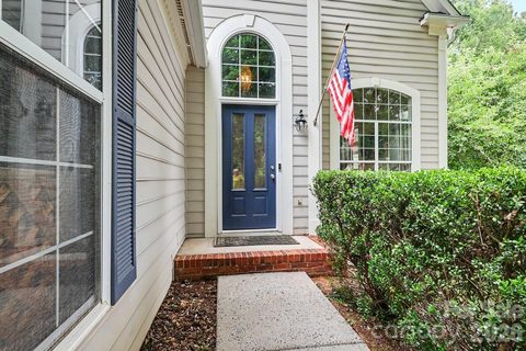 4710 Kirkgard Trail sold home in Cheshunt, Charlotte, NC