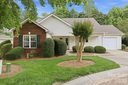 228 Oak Village Parkway sold home in Mooresville, SC