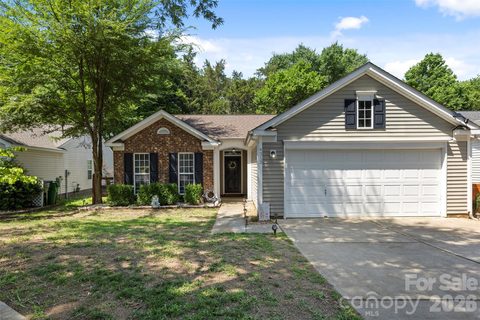4313 Bubbling Brook Court pending home in Planters Walk, Charlotte, NC