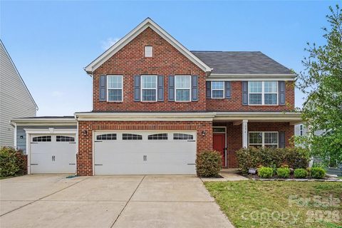 134 Tetcott Street pending home in Stafford At Langtree, Mooresville, NC