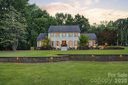 2516 Greenbrook Parkway sold home in Matthews, SC