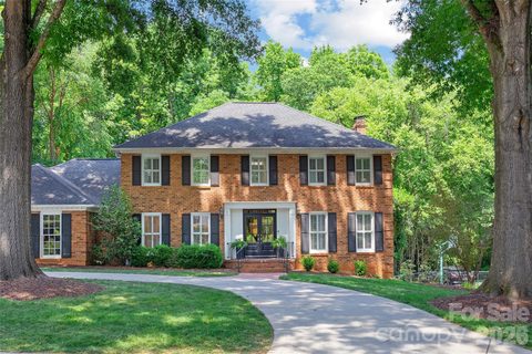 2726 Wamath Drive sold home in Sharon Woods, Charlotte, NC