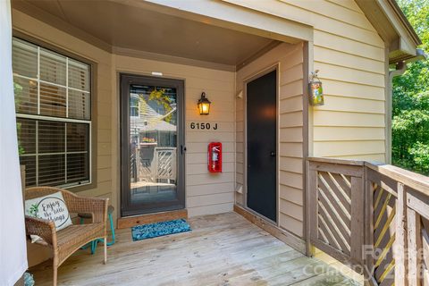 6150 Gray Gate Lane active condo in Bennington Woods, Charlotte, NC