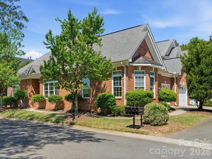 803 Talking Stick Lane sold townhome in Beacon Knoll Villas, Fort Mill, SC
