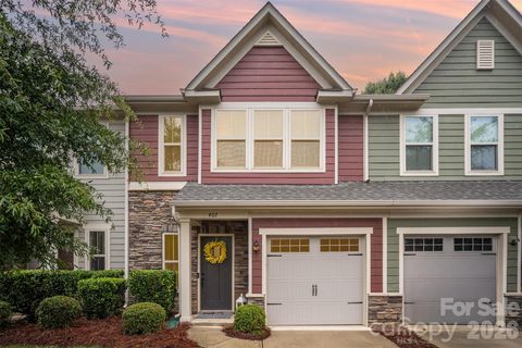Homes in Park Meadows, Matthews