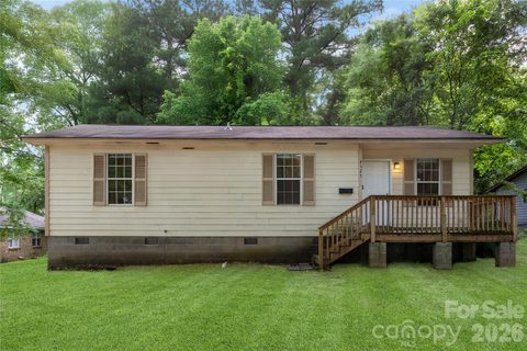 4525 Rolling Hill Drive sold home in Rolling Hills, Charlotte, NC