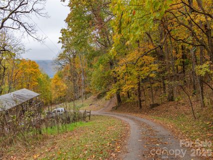 000 Sleepy Hollow Lane pending lot in Dream Mountain, Canton, NC