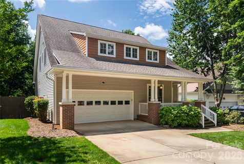 Previously sold for $910,000