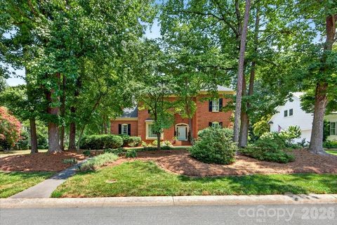 Homes in Giverny, Charlotte