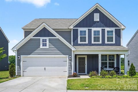 1512 Felthorpe Way active home in Stallings Brook, Indian Trail, NC