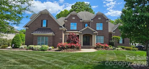236 Wheatberry Hill Drive sold home in Atherton, Matthews, NC
