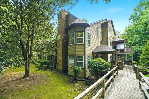 Homes in Bennington Woods, Charlotte