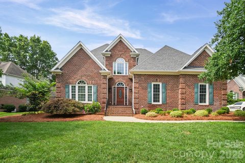 Homes in Kings Crossing, Concord