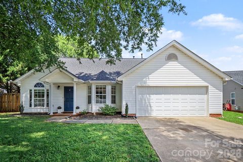 132 Brookhollow Drive sold home in Dutchmans Meadow, Mount Holly, NC
