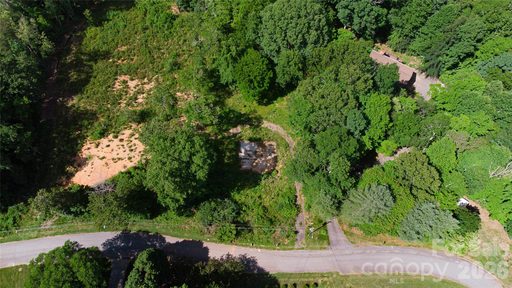 466 27th Avenue Circle pending home in Forest Hills, Hickory, NC