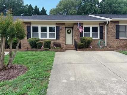 Homes in Oakleaf, Concord