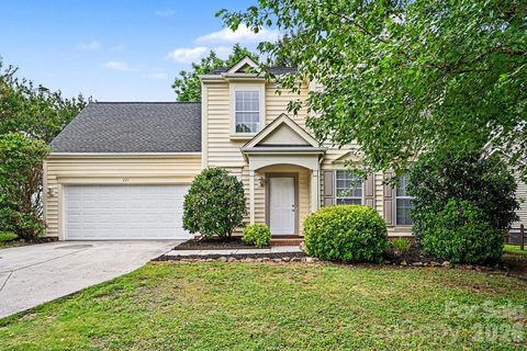 221 Aylesbury Lane active home in Brandon Oaks, Indian Trail, NC