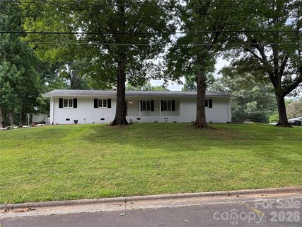 803 E 24th Street active home in Brookwood Hills, Newton, NC
