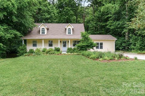 7371 Summit Drive sold home in Hagers Hollow, Denver, NC