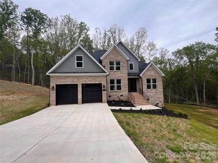 236 Mark Ryan Lane active home in Puett Acres, Dallas, NC