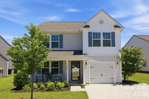 134 Clove Hitch Drive pending home in Hidden Lakes, Statesville, NC