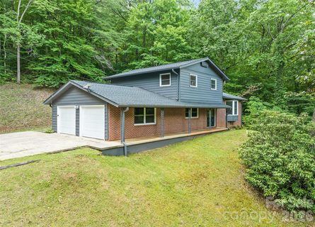1296 N Country Club Drive active home in Forest Hills, Cullowhee, NC